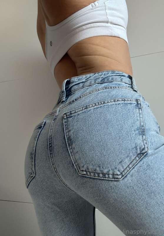 Any jeans lovers? 🩵