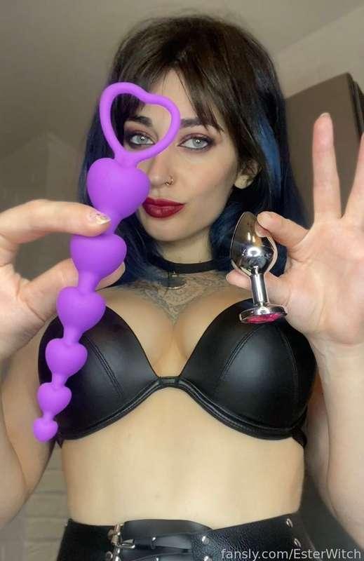My little helpers, when I'm lonely.. I control them and they warm up inside me.. Mmm 🤤😏 do you want to feel their warmth on yourself? 




🧸🧸🧸
#footfetish #highheels #fishnet #bdsm #mistress #fyp #strapon #femdom #goddeess #pegging #sissification #domina #sissy #goddess #dickrate #custom #facesitting #anal #feet #tattoo #cei #Queen #alpha #mommy #slave #joi #nylon #SPH #humiliation #findom #pussy #punishment #piercing #ass #submission #porn #top