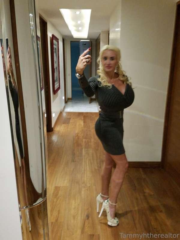 I love this dress!!
