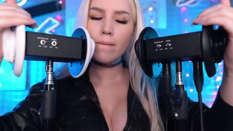 ASMR 💦 2 MICS Ear L❣ck❣ng 💦👅