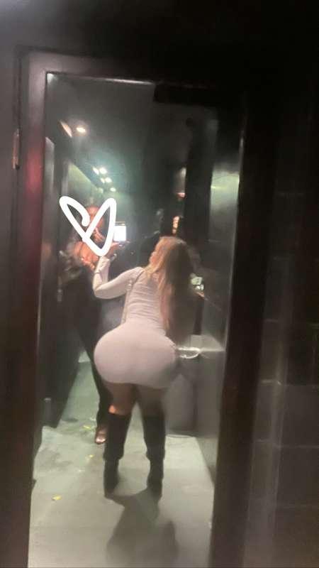 😈