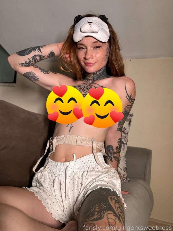 Oh, my sweet ones!😈I like my cute hat so much, I think you will too! What do you think about it?💕😏




#fyp #bisexual #nude #blowjob #pussy #ass #sexy #tits #anal #boygirl