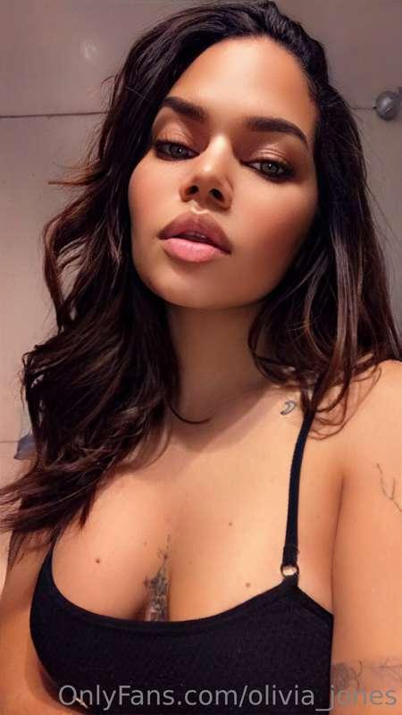 I'll make you cum making your fantasies true baby 😍 CUSTOM T..