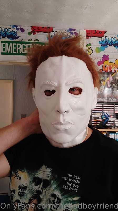 Ever wanted to be fucked my Michael Myers?

Cumming this Hal..