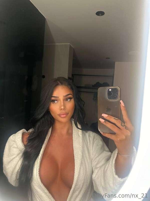 😘
