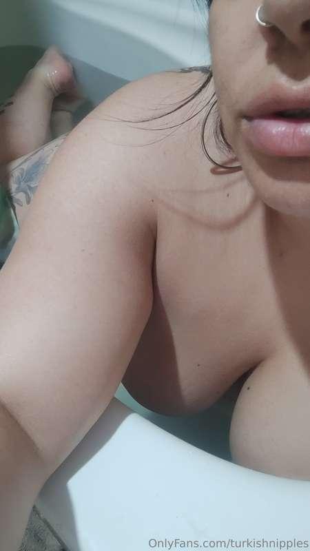 Shall we bathe together?