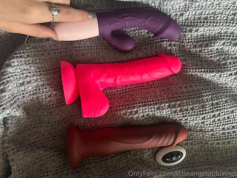 What toys should I play with this week? 