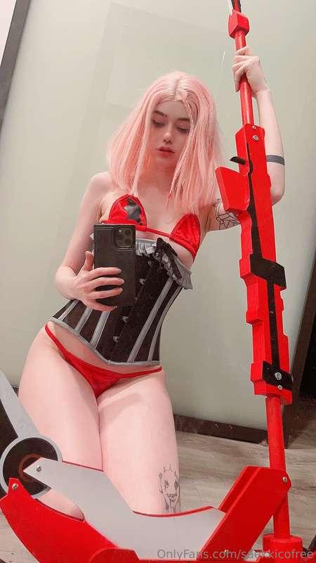 Do you know this sword? It’s RWBY :3 (+titty vid)