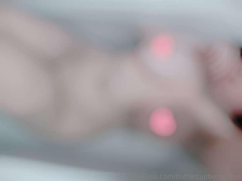 I had a nice soak in the bath recently! 
I'm showing slightl..