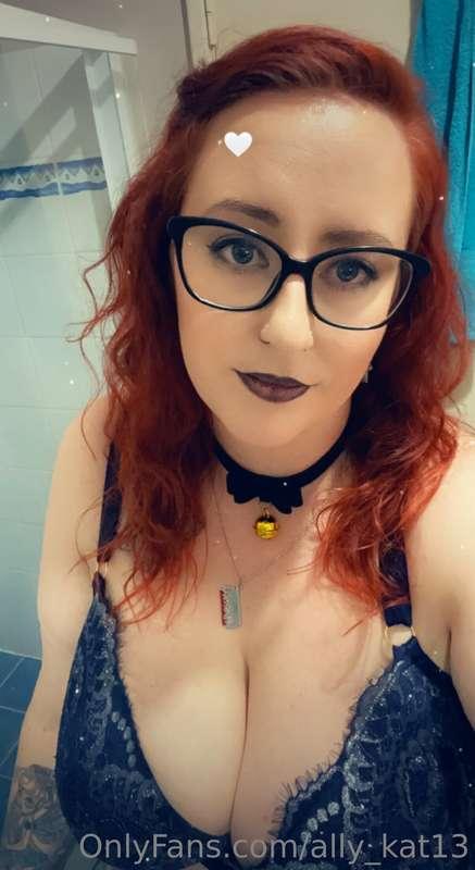 💋 Do you like my new collar ? 💋