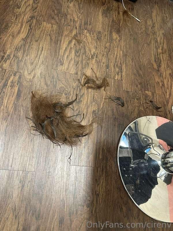 So…I did a thing. 💇‍♀️