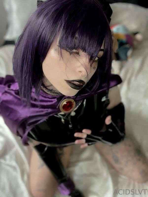 Was Raven ur childhood crush ??
