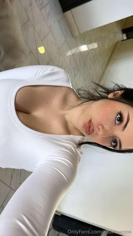 Are you up? I wanna tell you something 💗