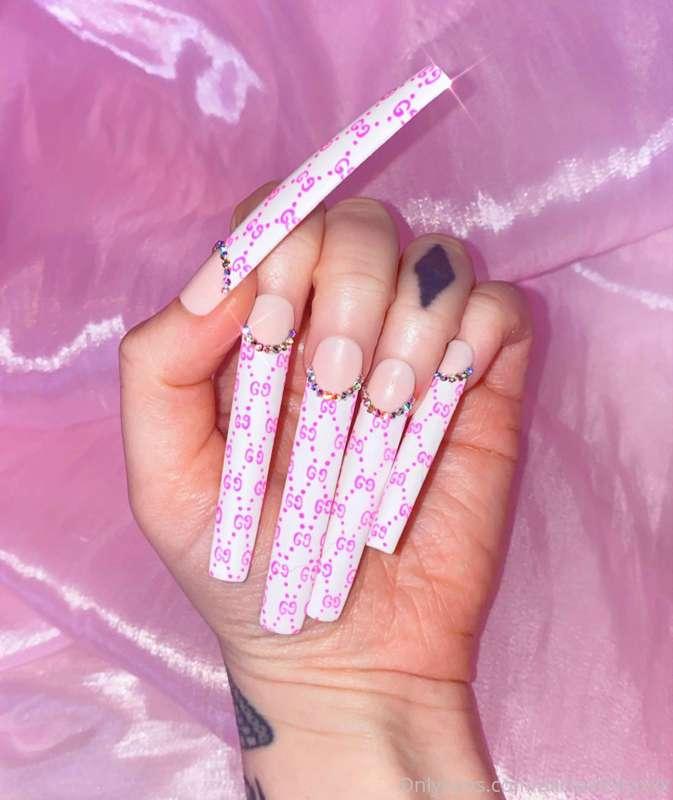 For bimbofication & nail lovers 🙏💕 Update in my bimbo life: ..