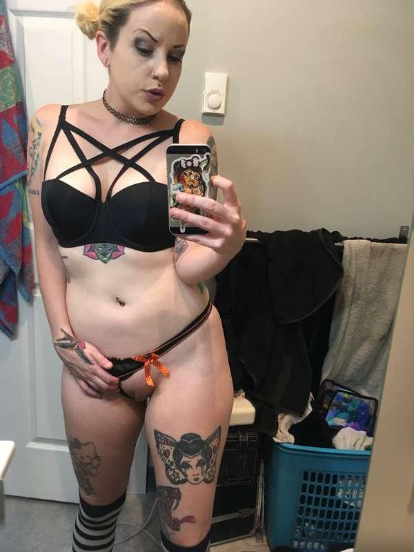 ladylazarusfree image #9