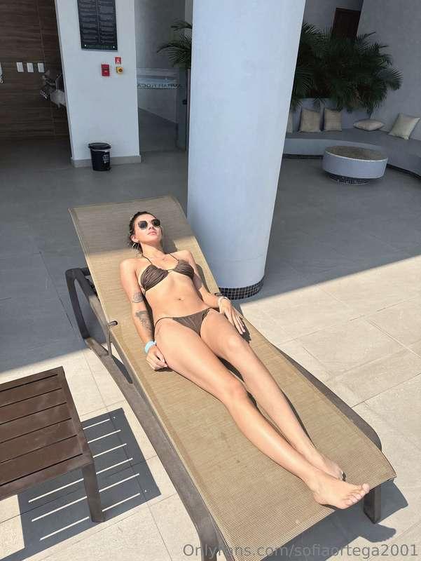 Tanning☀️