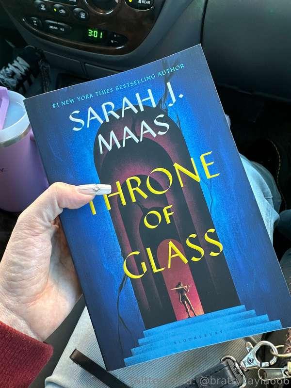 Just started the Throne of Glass series & loveeee it so far!..