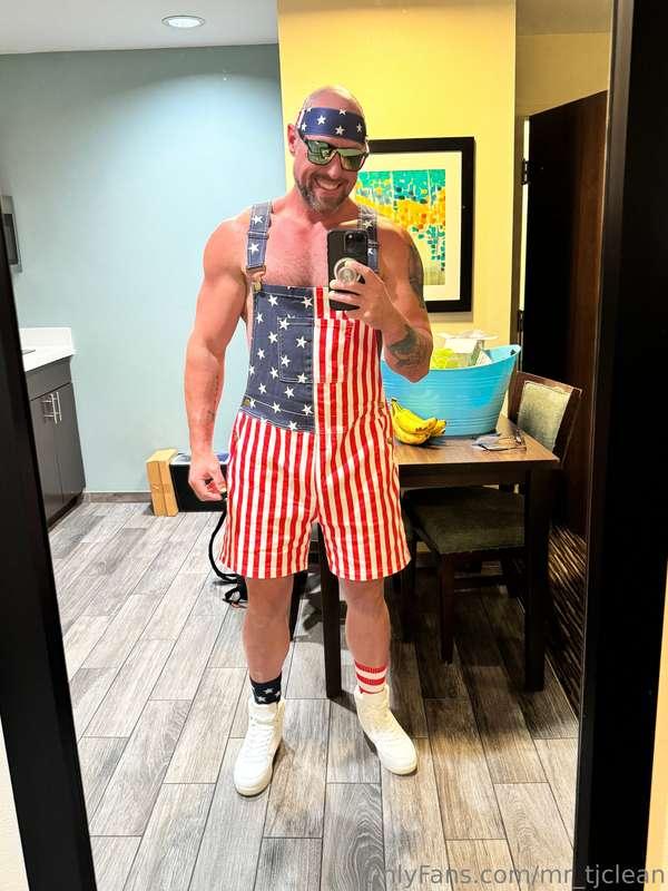 What do we think of daddy's fit? 😉