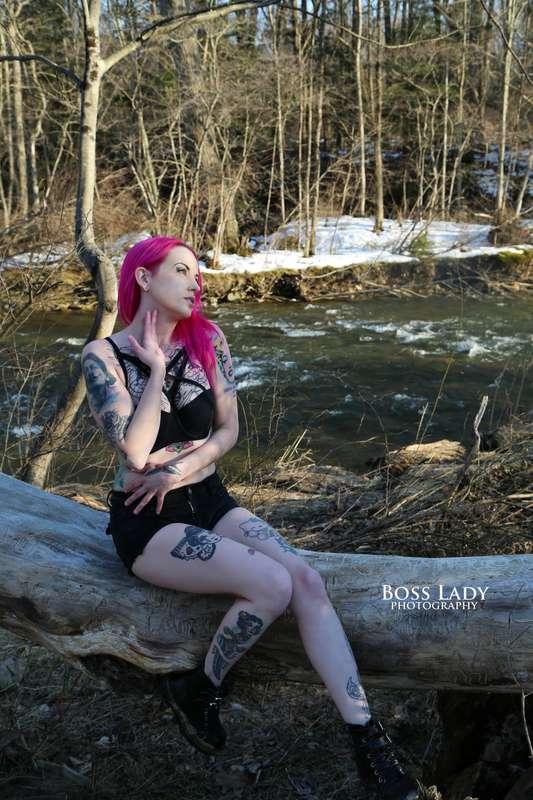 ladylazarusfree image #5