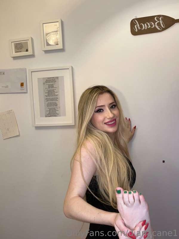 Darling💖 you think im pretty?🥹