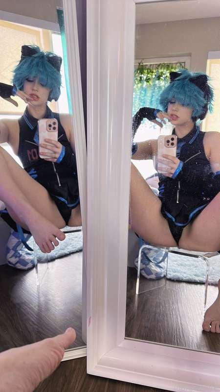 indigowhite image #238