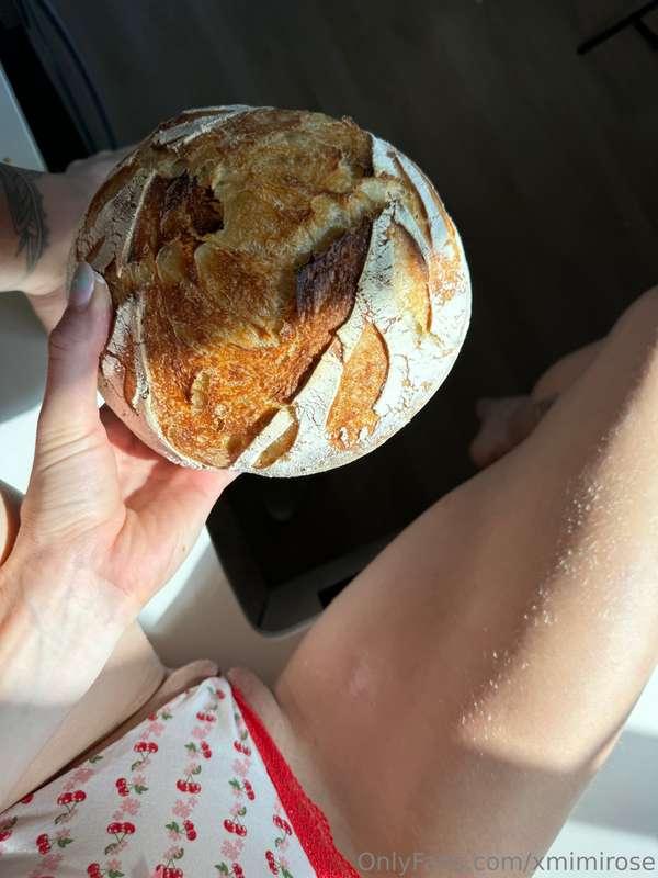 Which loaf you eating first? 😌