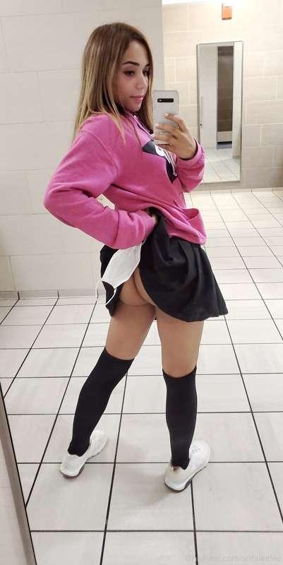 Flashing my ass and pussy in public airport bathroom with pe..