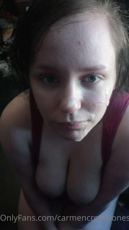 Almost forgot! Happy facial friday! Tip $5 and I'll dm you t..