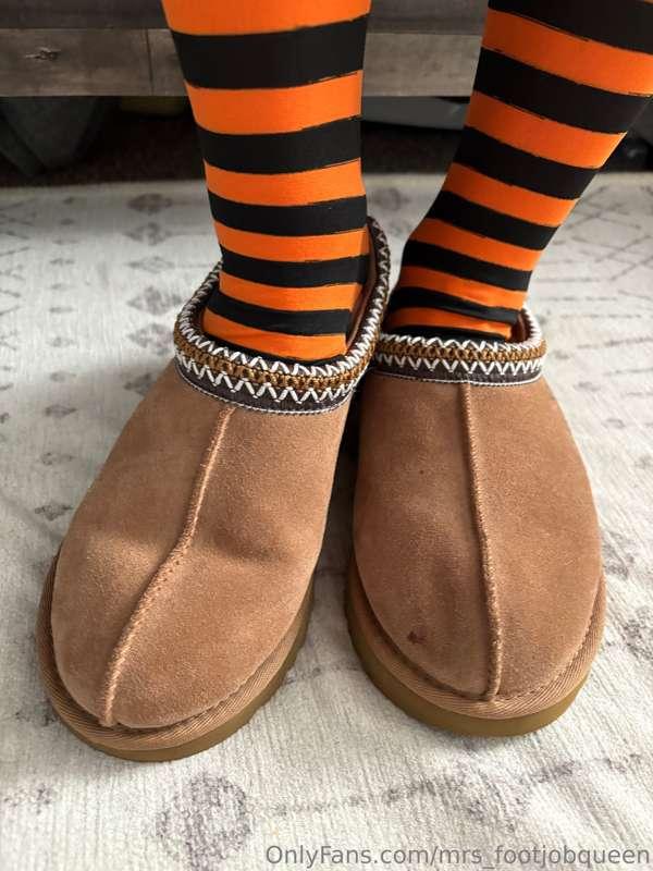 mrs_footjobqueen image #16