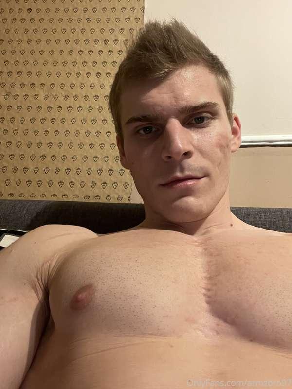 armzbro97 image #1