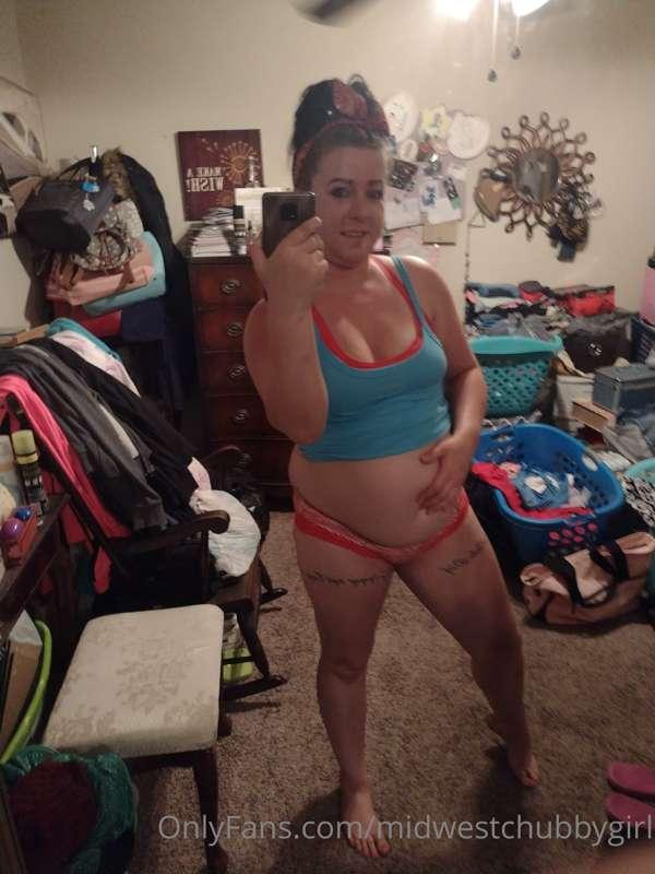 Happy 4th of July.💋
                        ❤️ Midwestchubby..