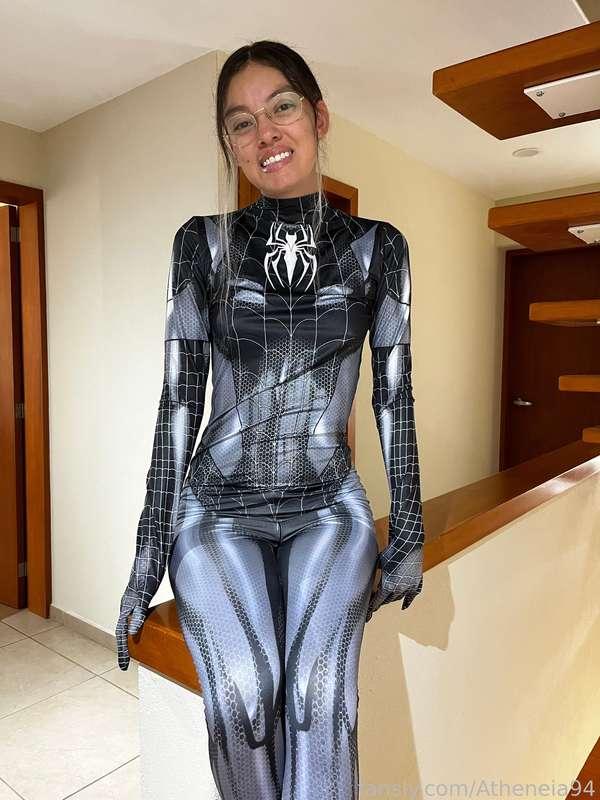 I bought a sexy spider woman suit 😈 and i wanted to show u how lewd it can be haha! I even did a sextape for u! Im a sex super hero 🤭

#fyp #cosplay #spiderman #marvel #spiderwoman #latina #smalltits #skinny #teen