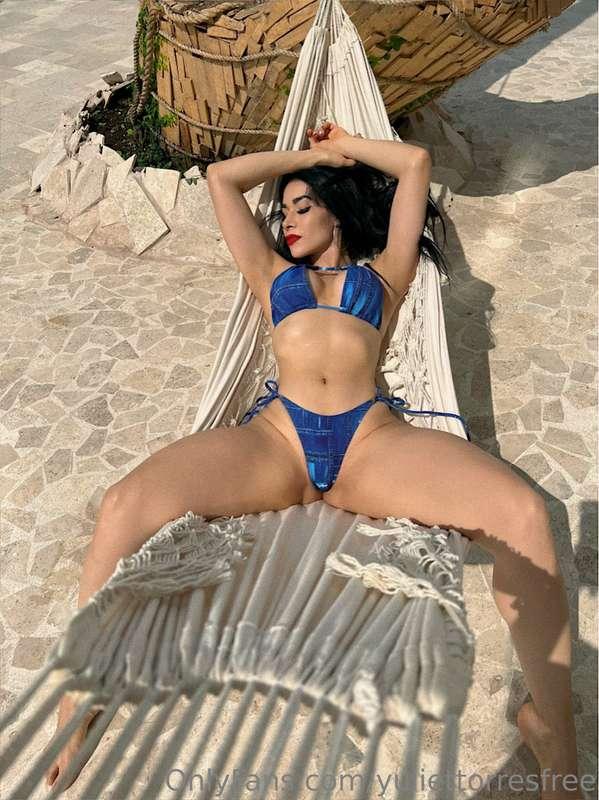 En la cama, portarse mal siempre es algo bueno 🤭 
estoy onli..