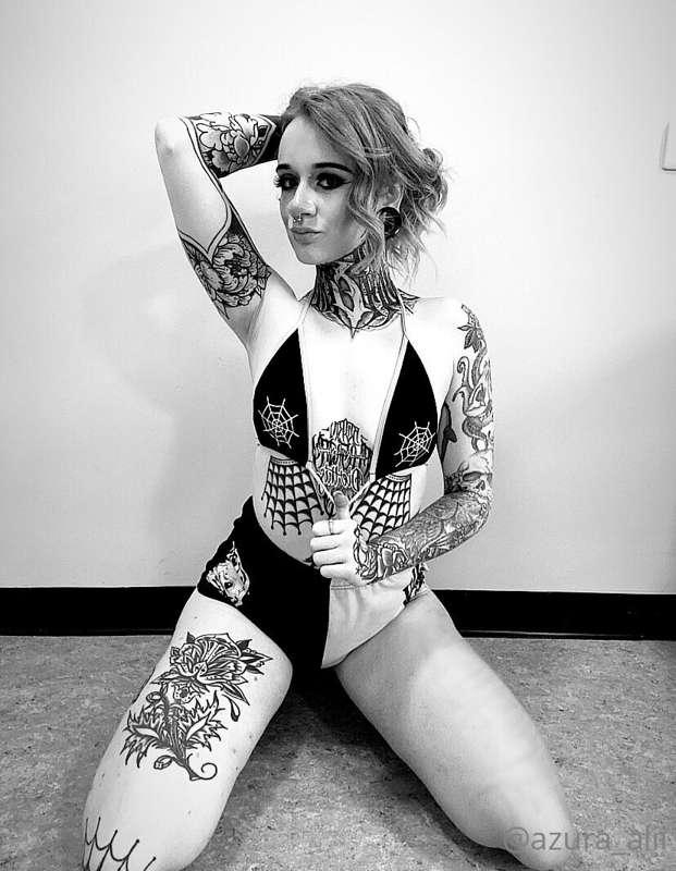 Who’s got a cock for me to rate tonight? Or even a cum shot ..