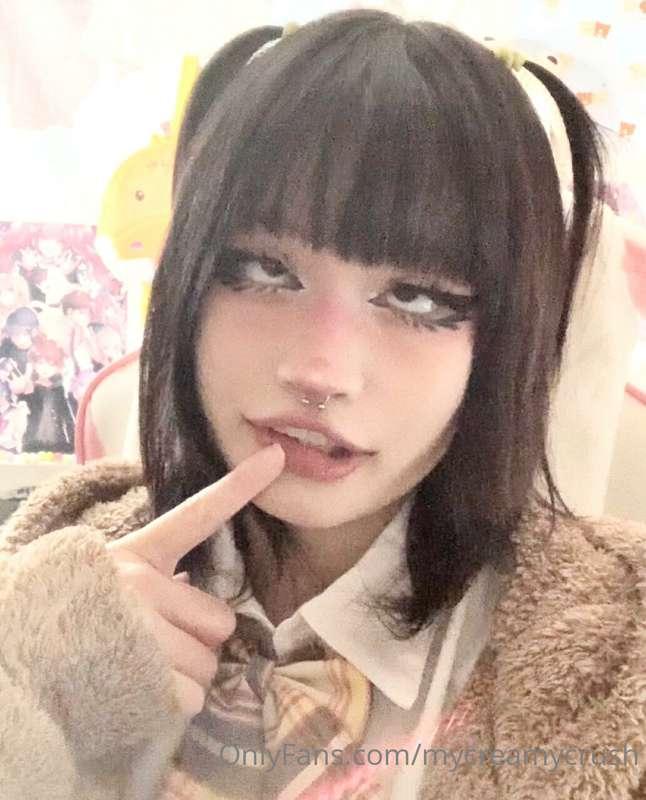 🍪 36s Finger licking vid - $10 
(full face)
🍪 46s pusy finge..