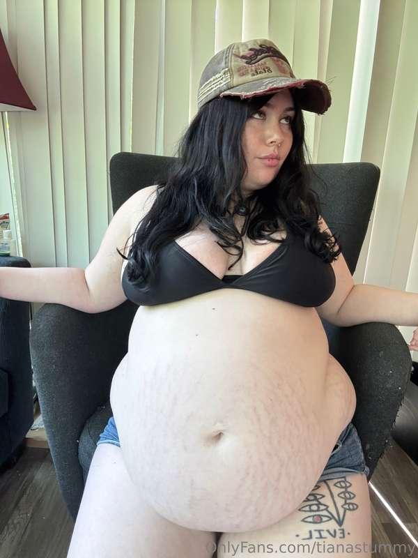 tianastummy image #0
