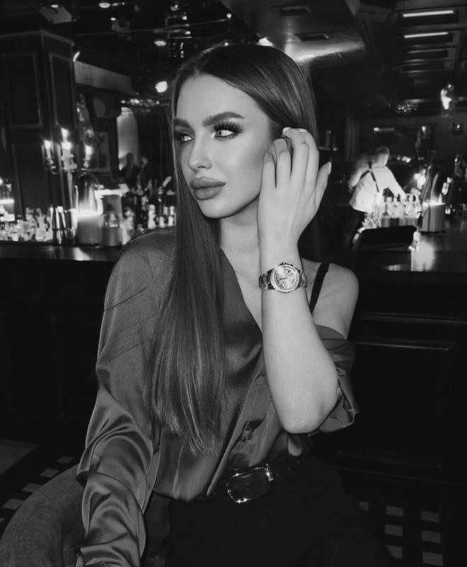Who will invite me for a cup of coffee? 😋😏