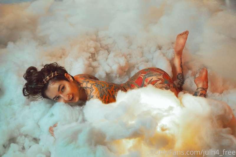I’ll see you in your dreams ☁️😘