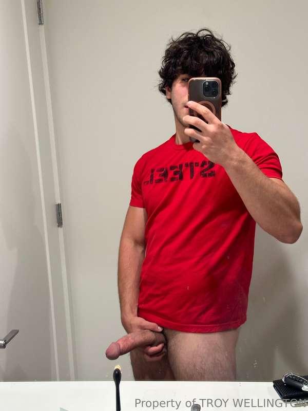 Going to keep posting old pics until my hand recovers so I c..