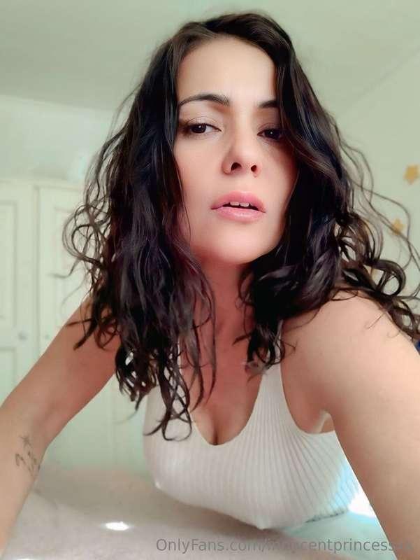 𝗠𝘆 𝗳𝗿𝗶𝗲𝗻𝗱 🦋𝑺𝑬𝑿𝒀 𝑳𝑨𝑻𝑰𝑵𝑨 𝑯𝑶𝑻𝑳𝑨𝑫𝒀🦋🦋🦋 @latinhotlady 🦋🦋🦋🦋 @latinh..