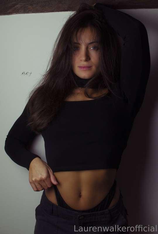 Hi, welcome to my OF ♡
I am Lauren Walker and I'm about to b..