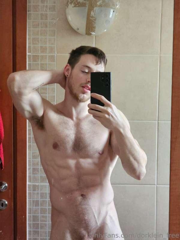 Careful where you look—just a little lower and you’d be star..