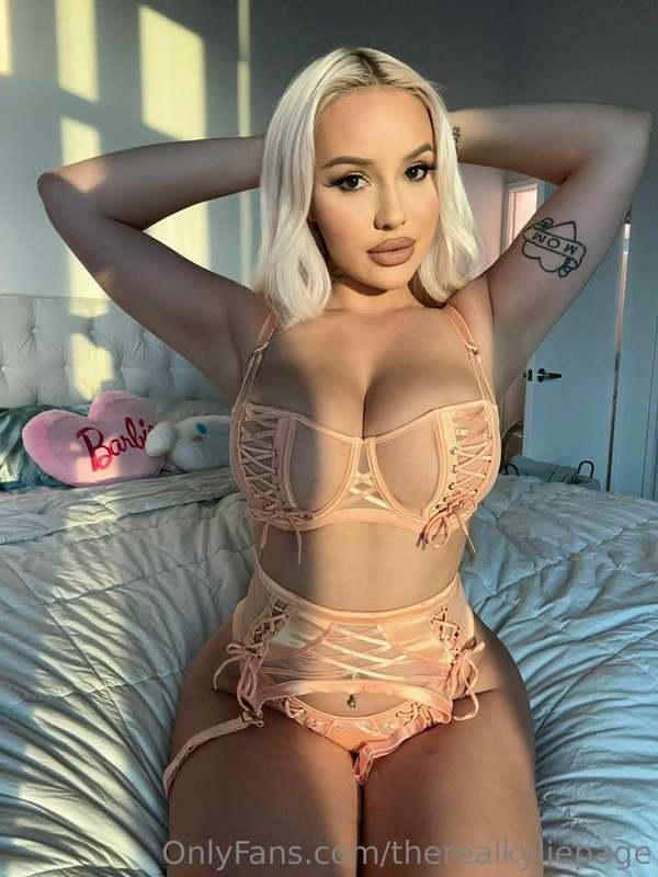 Eat me right now baby👅