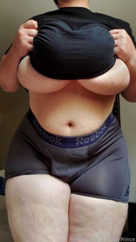 thecurvyprince image #3