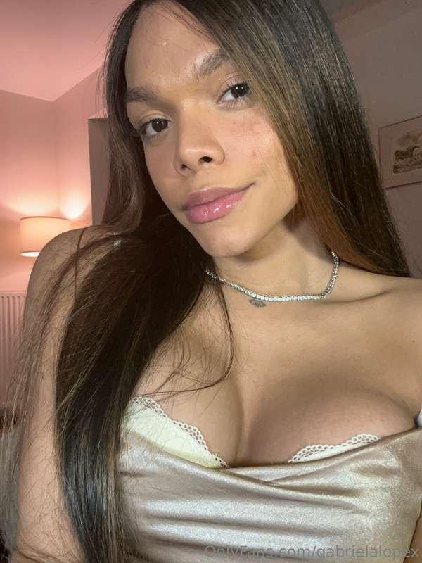 gabrielalopex image #0