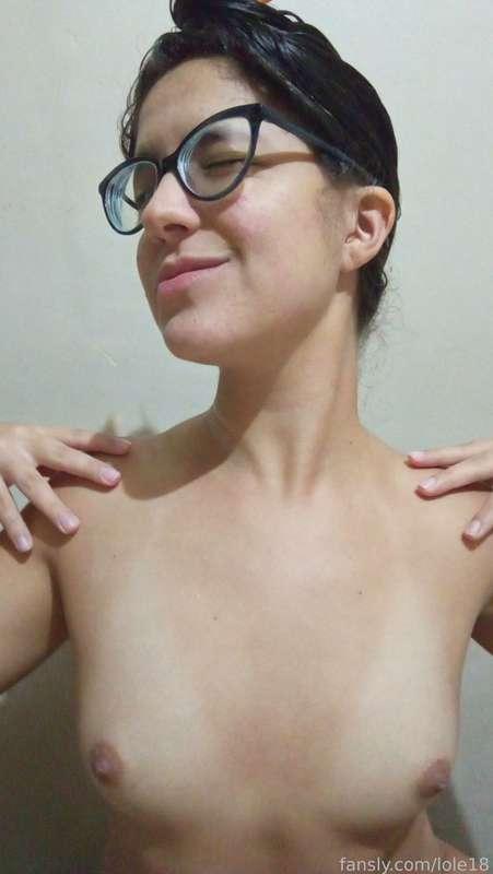 lole18 image #1