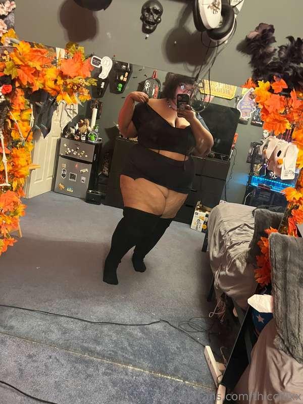 thiccflixx image #1