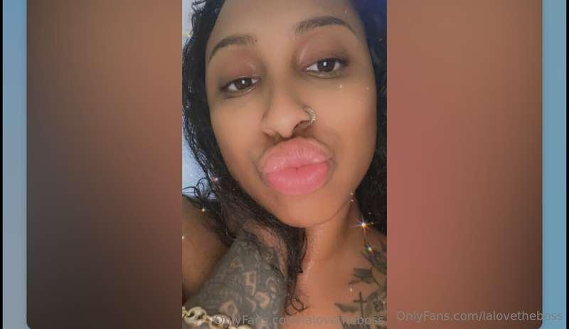 Gimmie Kissss 💋