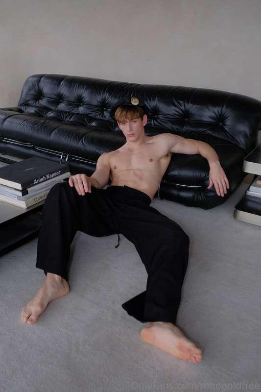 Come over here!