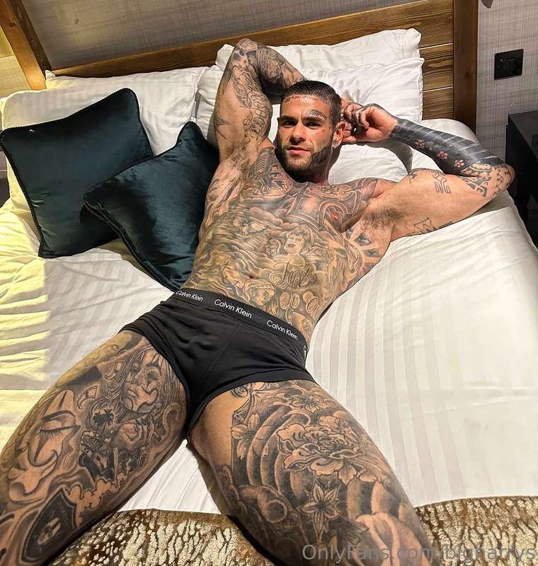 Would you lay and and cuddle with me all night??😈